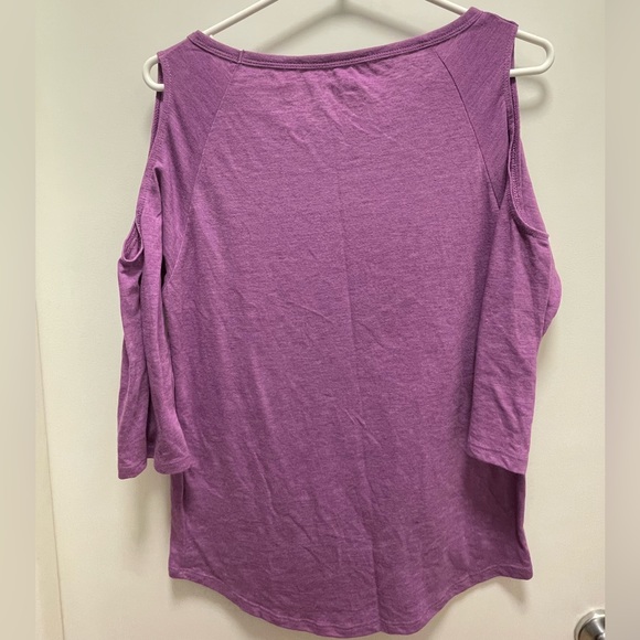 Hurley Cold Shoulder Shirt - Picture 2 of 3